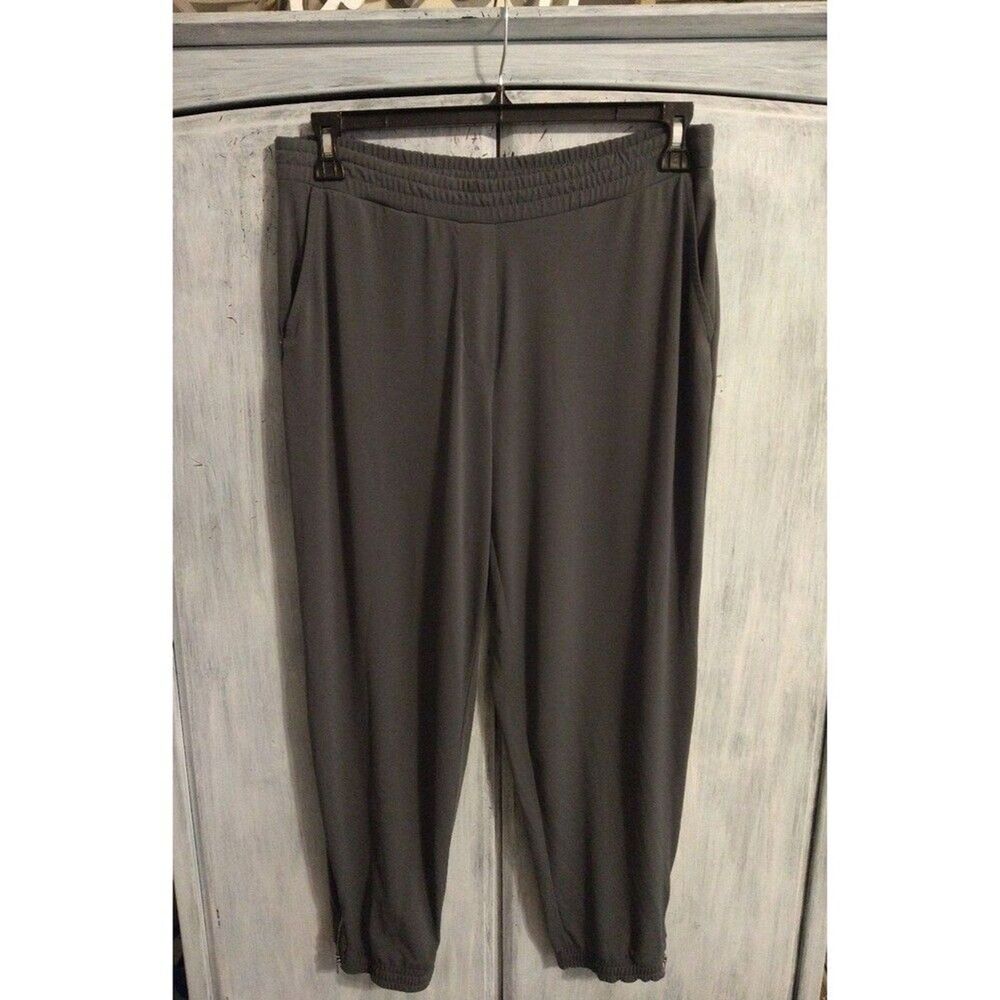 Susan graver gray pants Large Petite